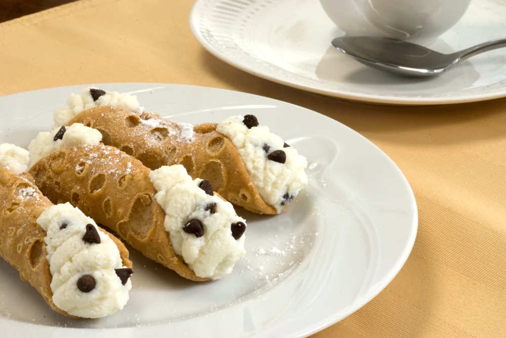 Bellino Traditional Mini Cannoli Shells 3 oz - Image 2